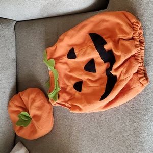 Pottery Barn Pumpkin Costume 12 to 24 month